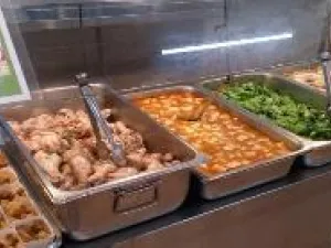 美味自助餐